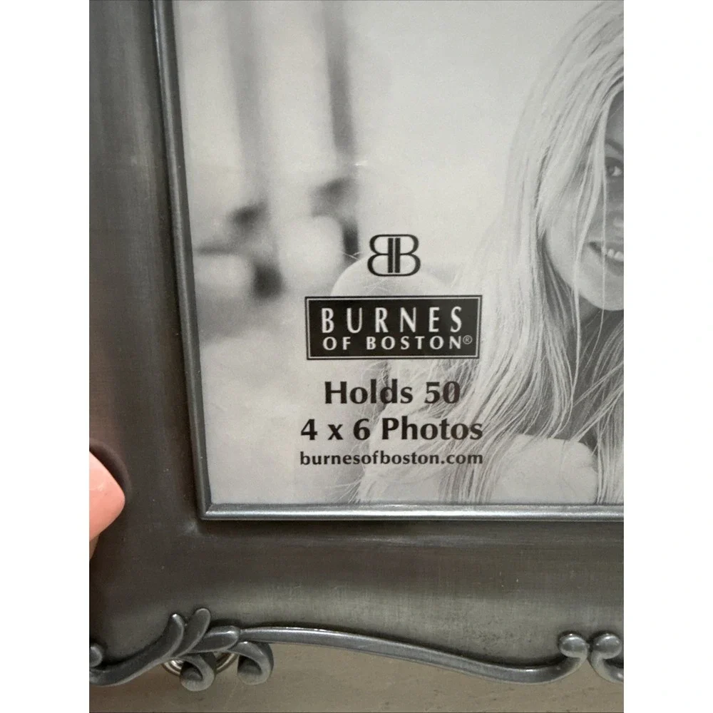 PHOTO FRAME Burnes of Boston Album Silver-Tone 50-4x6 Pictures Tabletop Easel